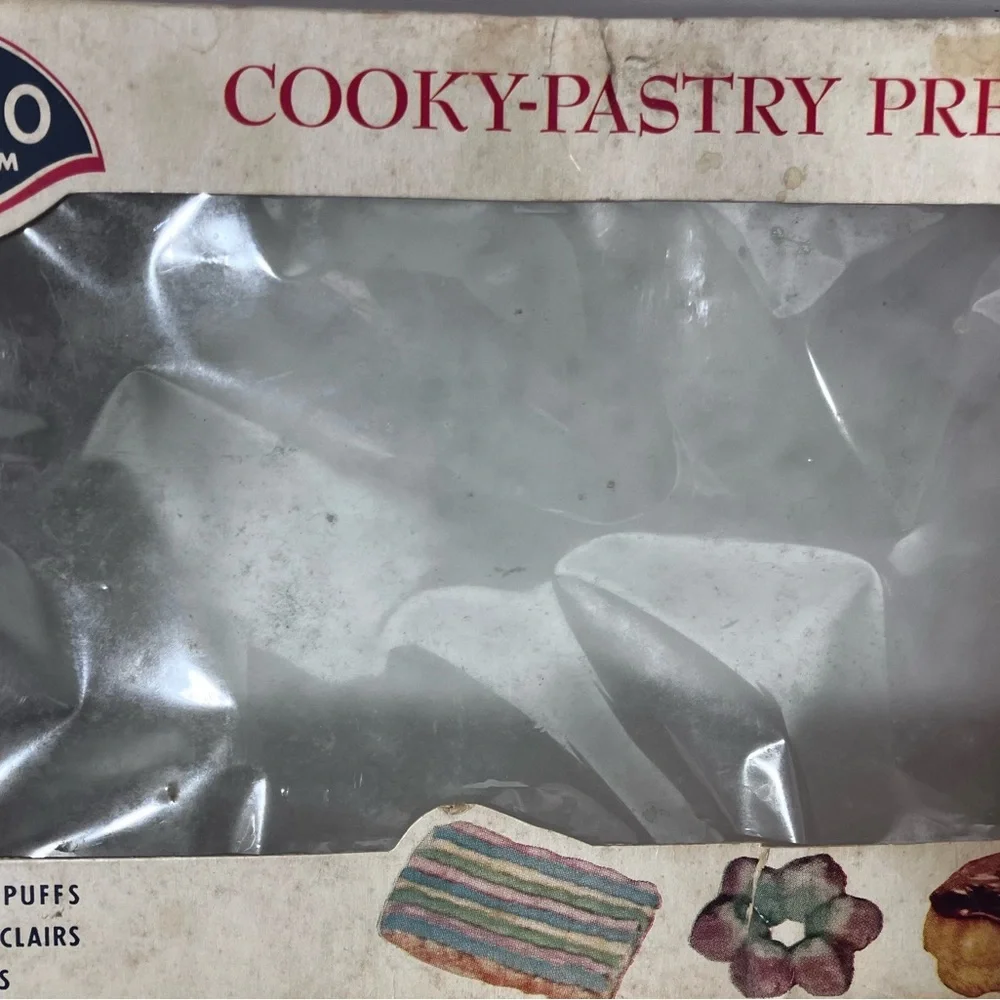 Vintage MIRRO Cookie and Pastry Press